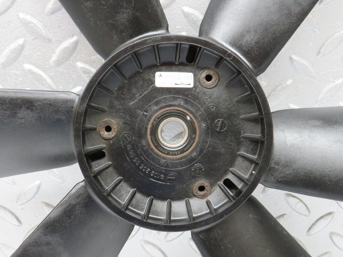36651 Mercedes-Benz W201 190E 2.0L Engine Cooling Fan 1022050506