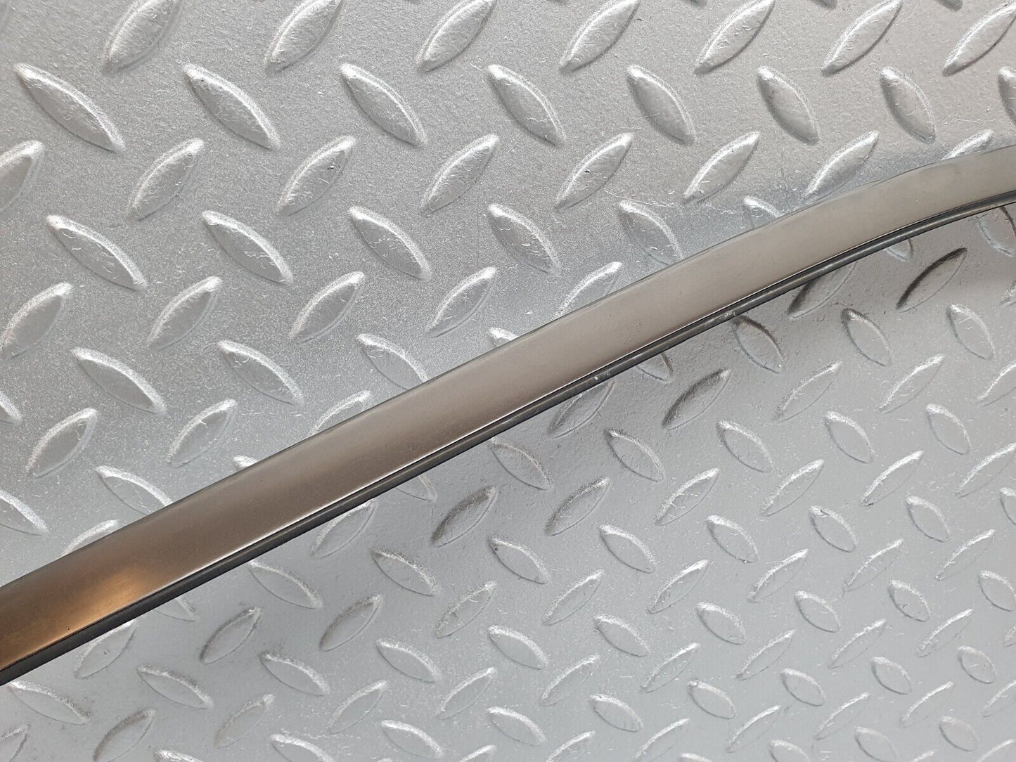 42111 Mercedes-Benz W202 C200 Roof Trim Left Side
