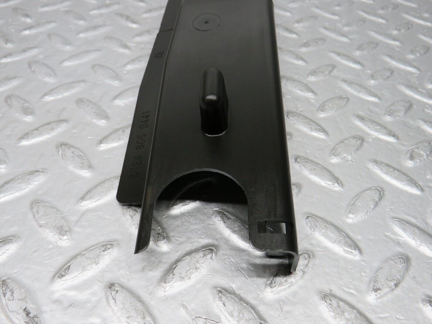 37789 Mercedes-Benz A124 320E Cabriolet Trunk Lock Vacuum Actuator Cover 1248050441