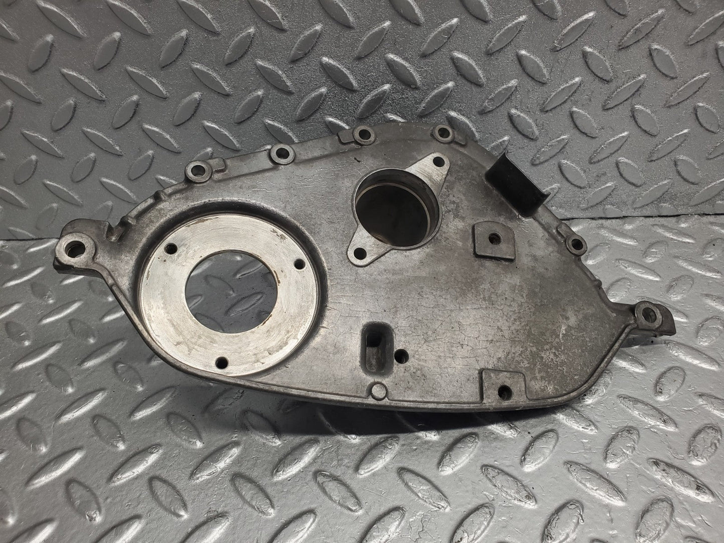 W124 Wagon cylinder head front cover used OEM