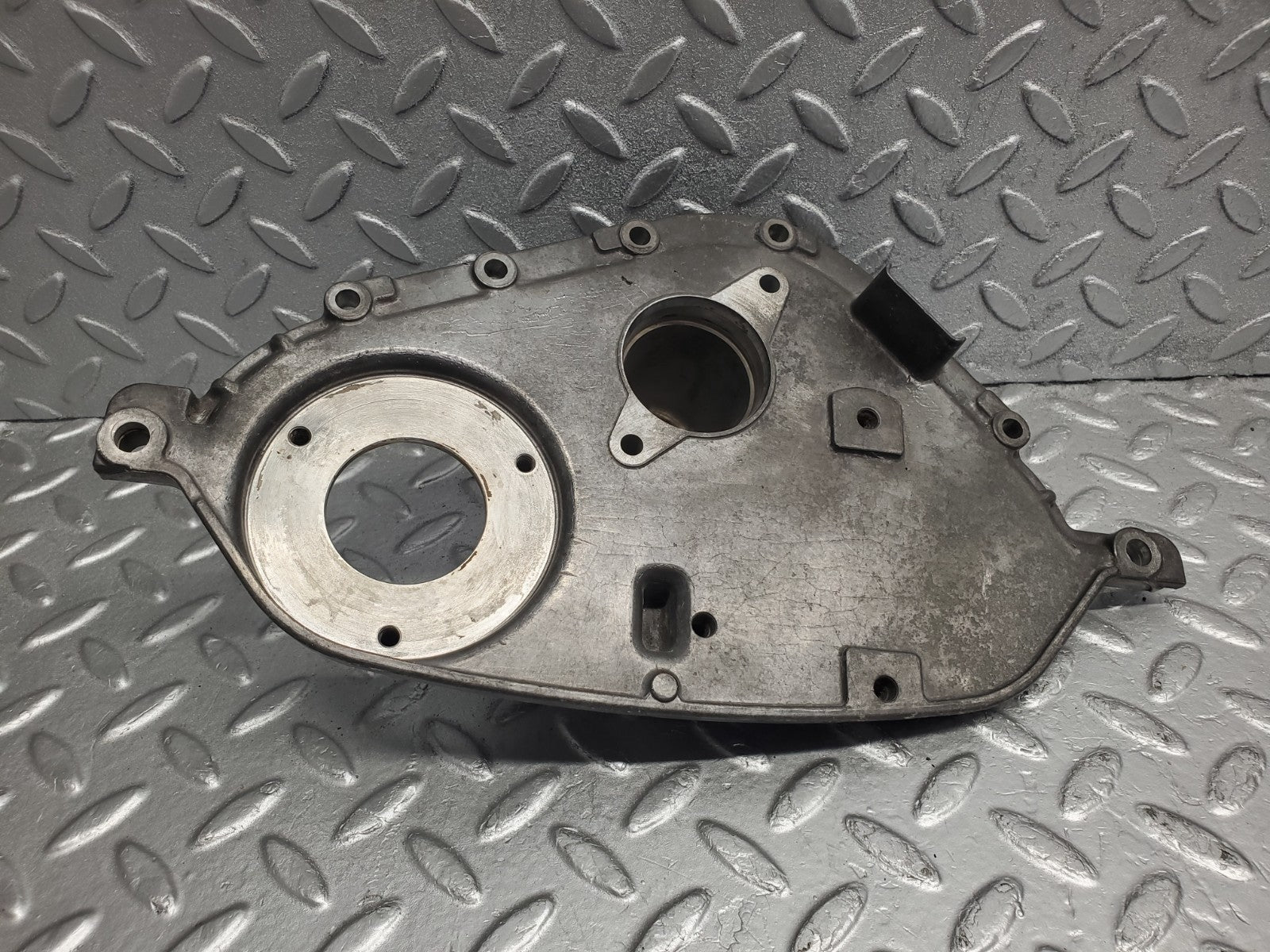 W124 Wagon cylinder head front cover used OEM