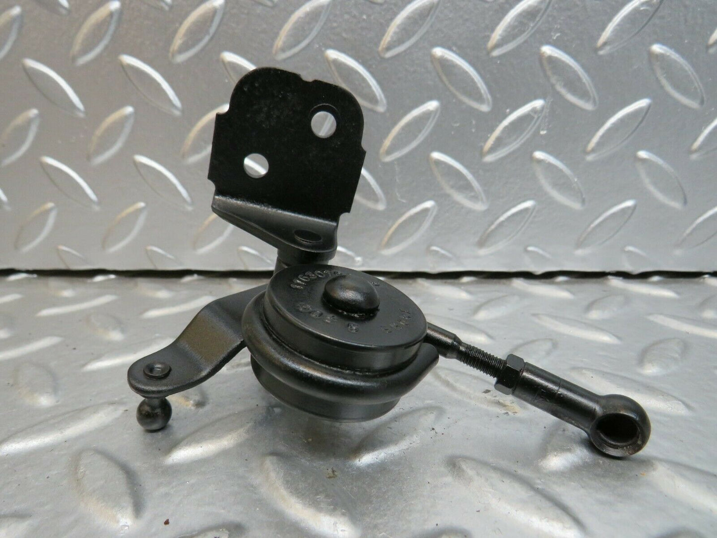 23401 Mercedes-Benz W116 350SE Throttle Linkage