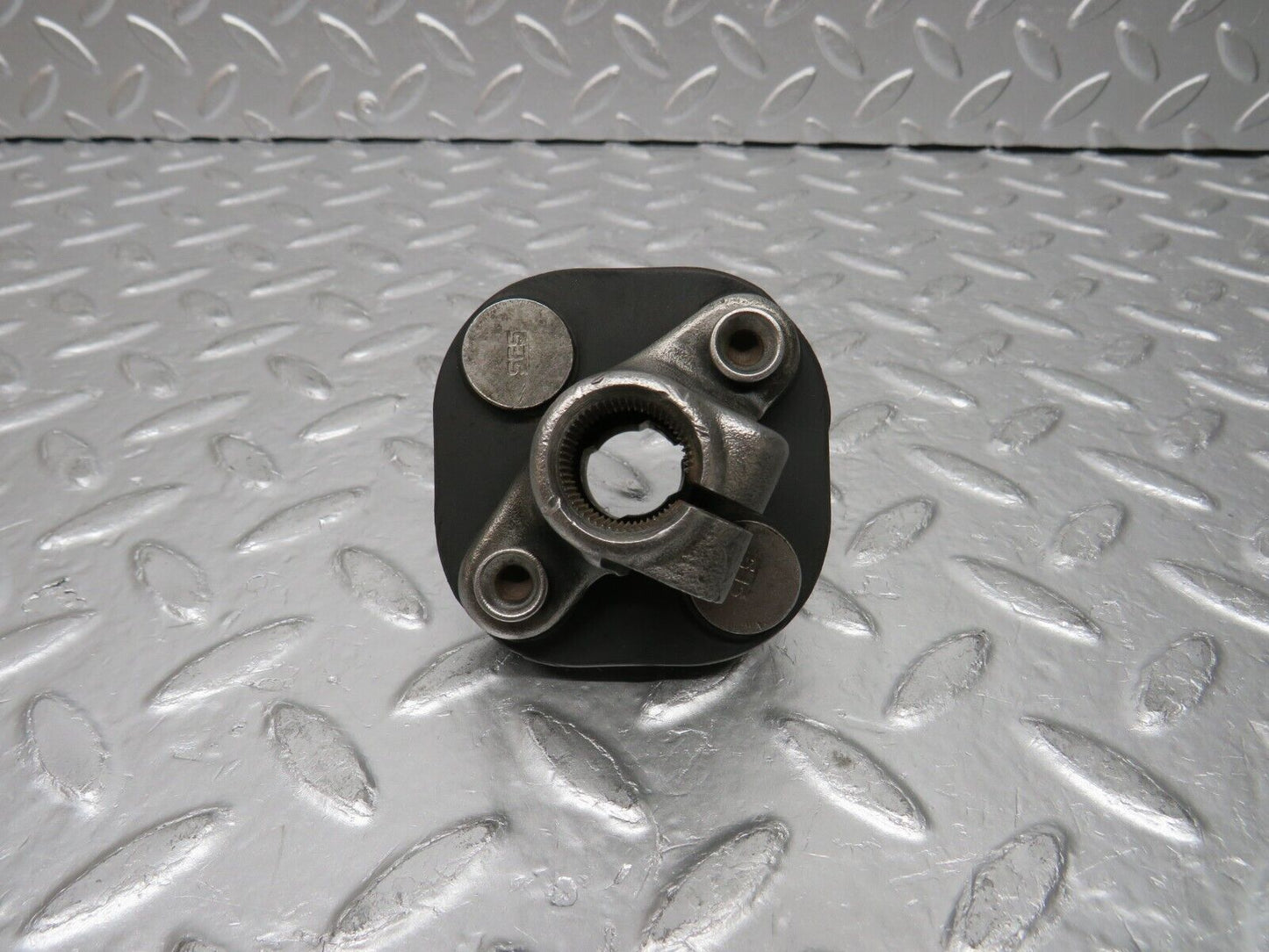 30415 Mercedes-Benz W124 230E Steering Column Lower Shaft Connector