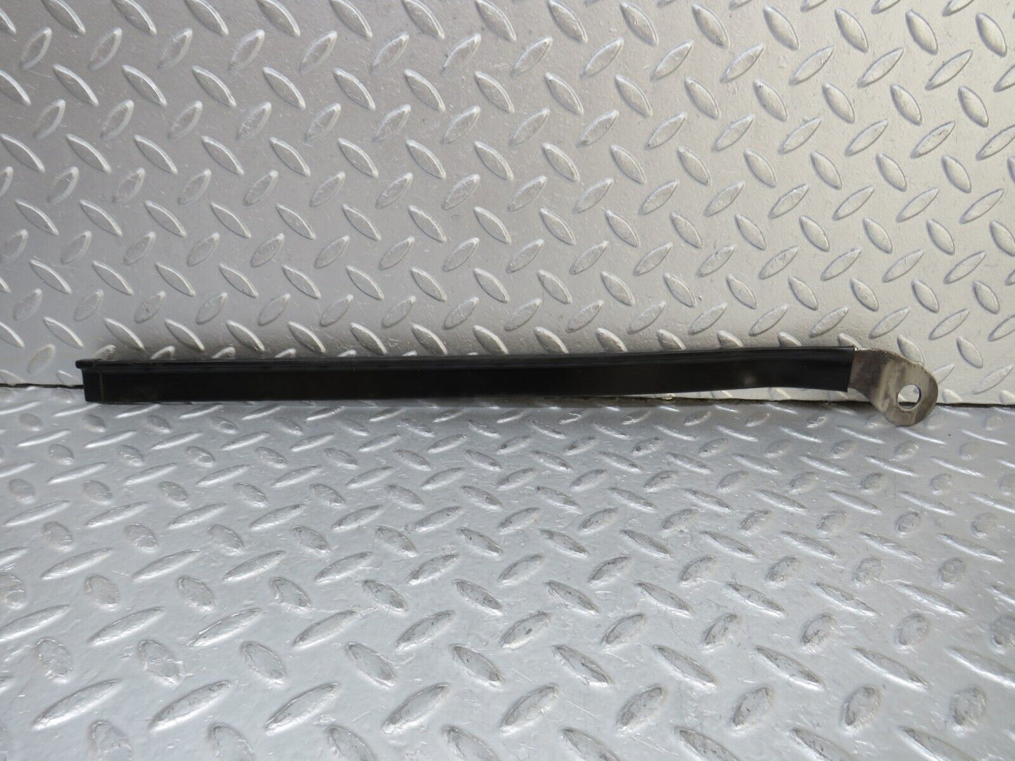 37096 Mercedes-Benz C126 420SEC Coupe Seat Belt Runner Right Side