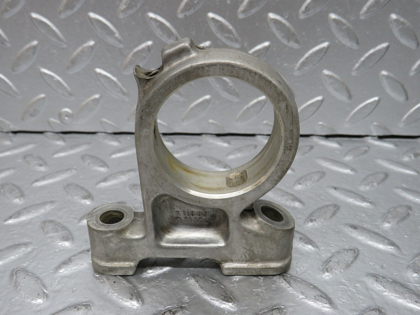 32795 Mercedes-Benz C107 R107 350 V8 Camshaft Tower Bearing 1160512112