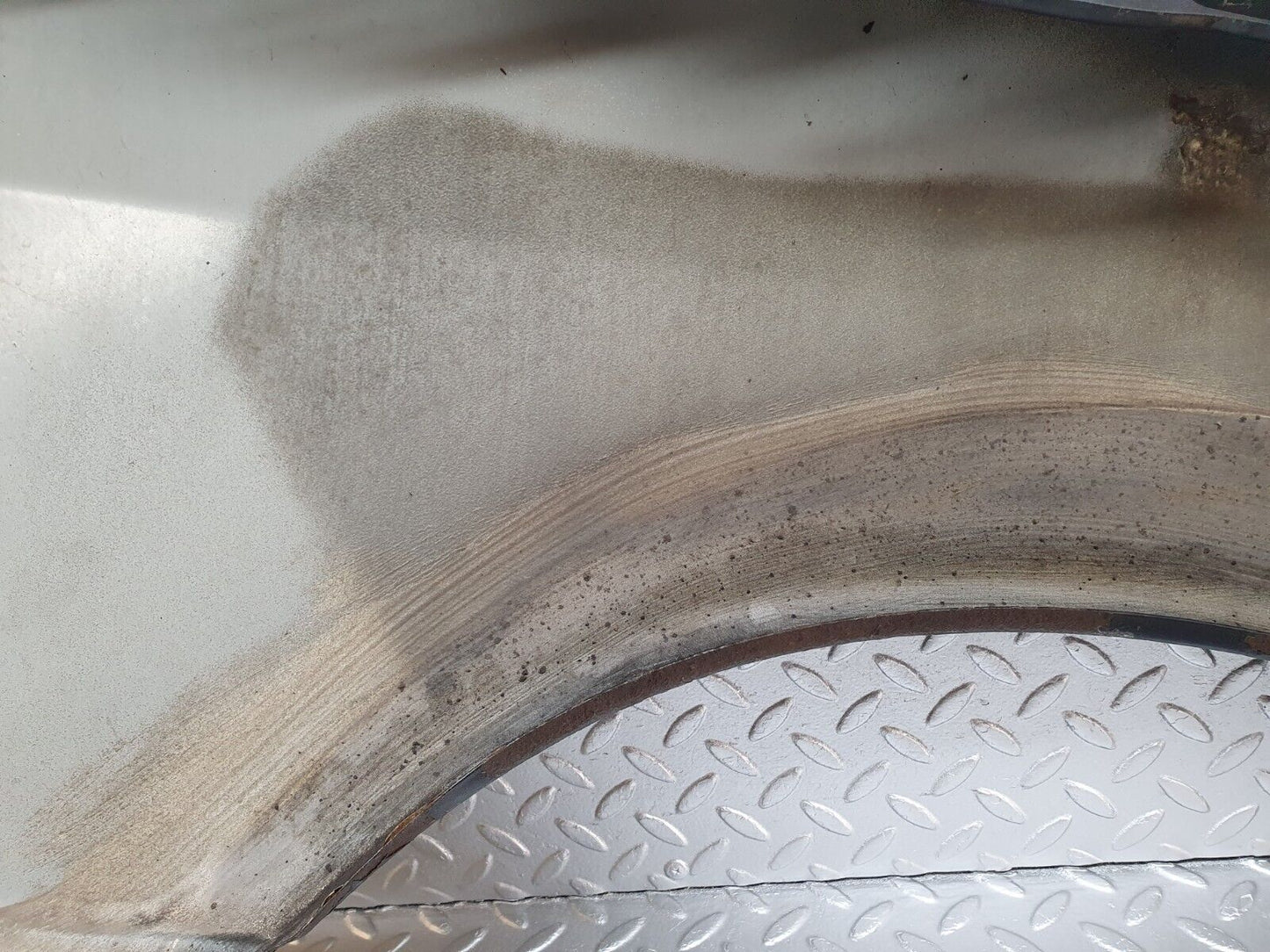 41835 Mercedes-Benz W202 C200 Front Left Fender Wing