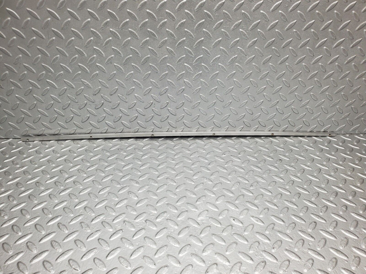 46572 Mercedes-Benz C123 280CE Coupe Sunroof Chrome Trim