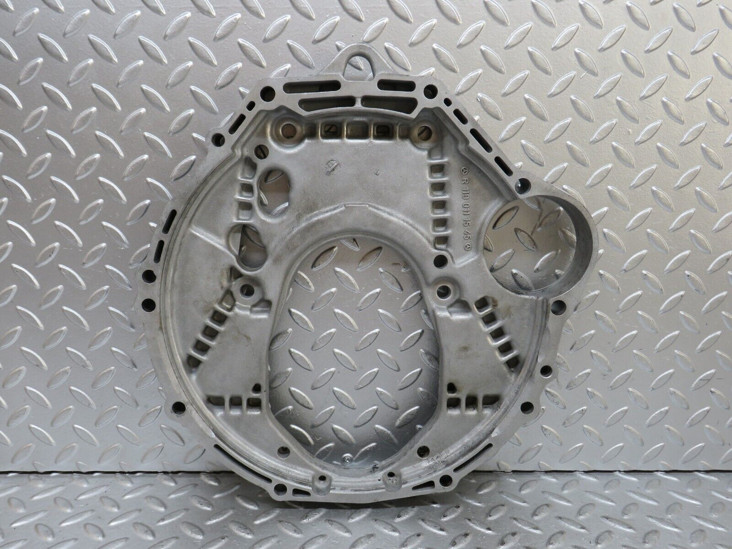 28058 Mercedes-Benz W123 280E Gearbox Flange 1100111545