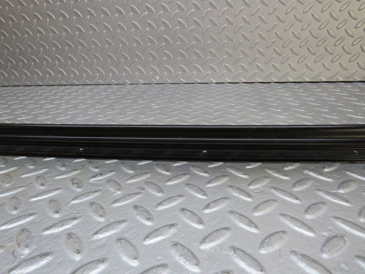 37030 Mercedes-Benz C126 420SEC Coupe Roof Trim Right