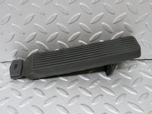 36100 Mercedes-Benz W126 420SE Accelerator Pedal With Rubber 1263000504 1233010082