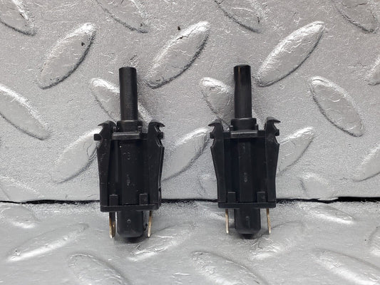45887 Mercedes-Benz W126 420SE Door Contact Switch 2x 0015458714