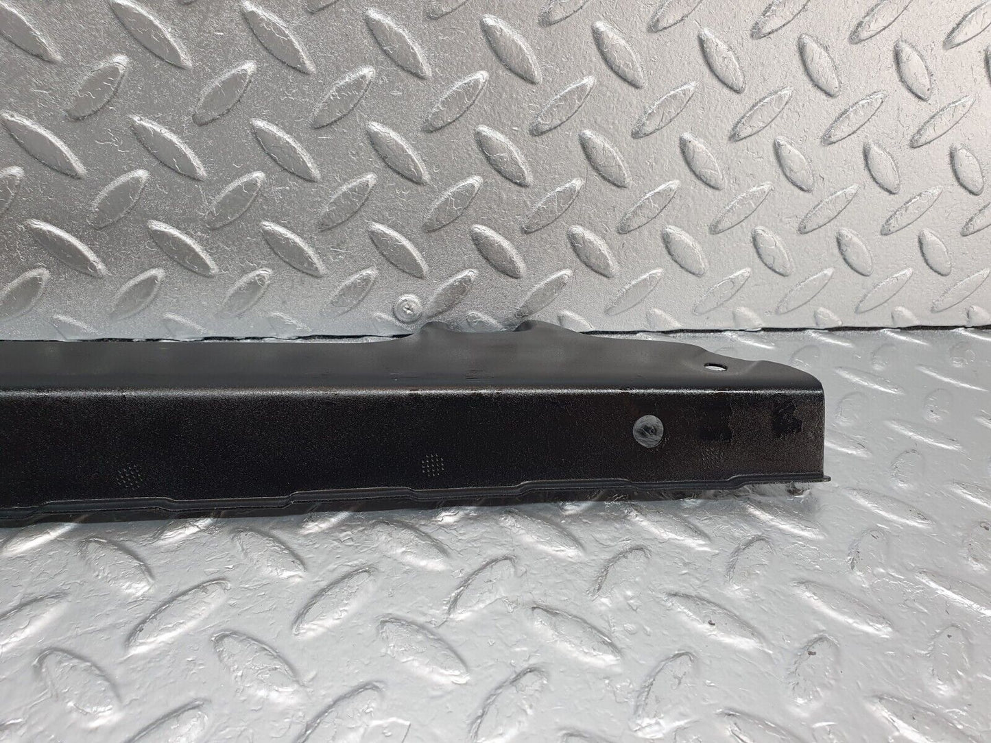 43718 Mercedes-Benz C126 380SEC Coupe Rear Window Channel Support Bracket Left Side