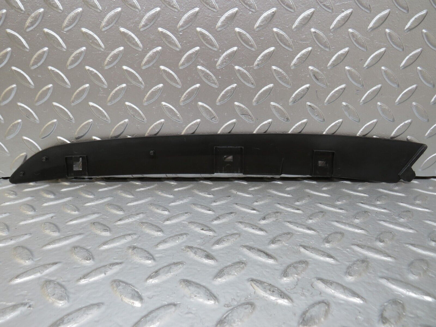 26791 Mercedes-Benz W123 240D Rear Right C Pillar Plastic Trim