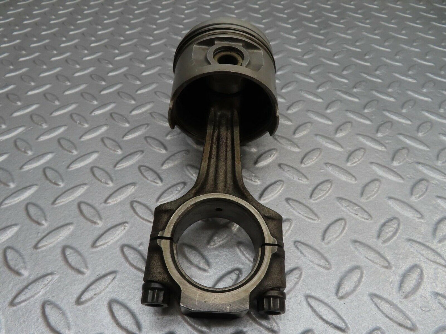 15983 Mercedes-Benz W123 280E Piston With Connecting Rod 85.975 mm