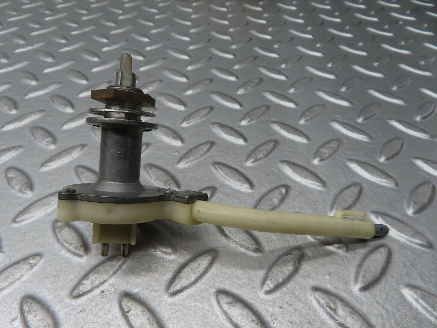 19209 Mercedes-Benz W123 300D Heater Regulator 1238300485