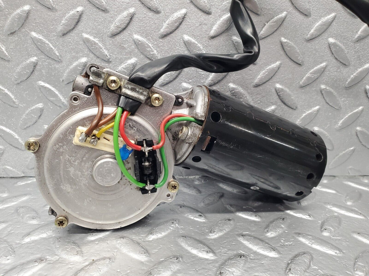 47022 Mercedes-Benz R129 320SL Coupe Windscreen Wiper Motor