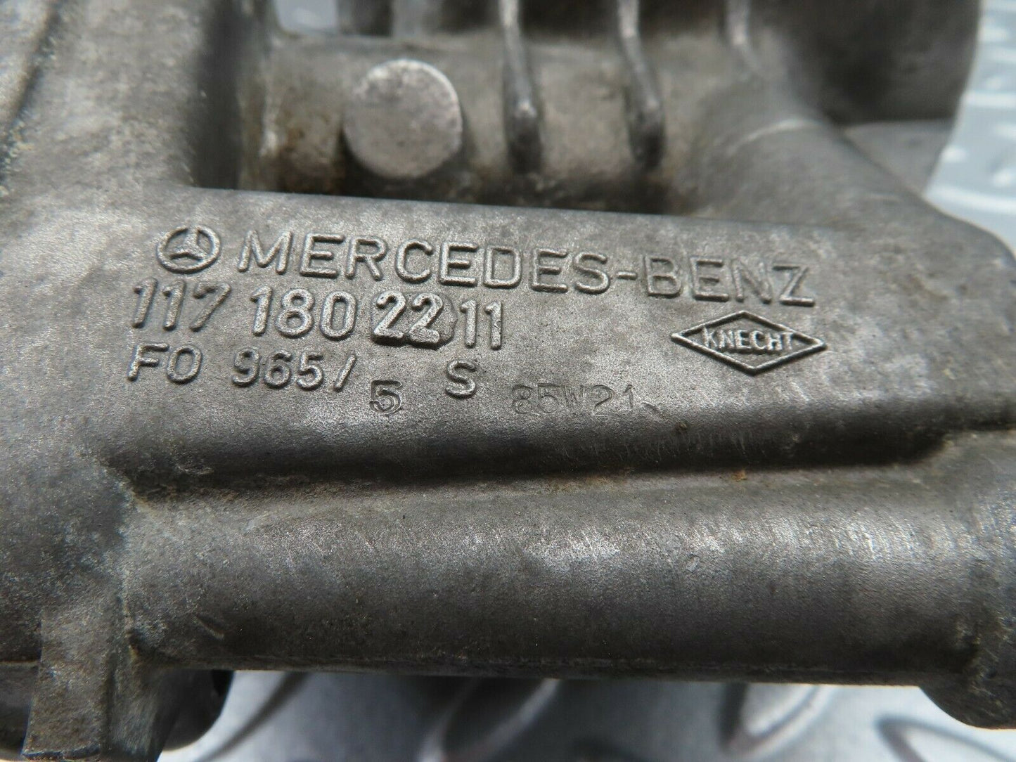 6413 Mercedes-Benz W126 380SE Oil Filter Housing 1171802211