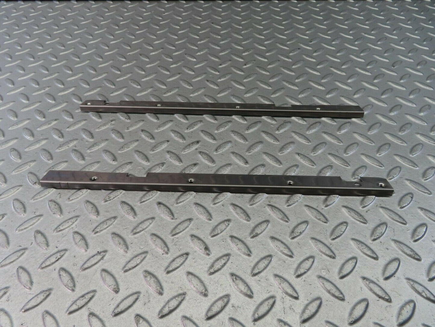 9450 Mercedes-Benz C124 300CE Coupe Sunroof Sliding Guide Rail Left And Right