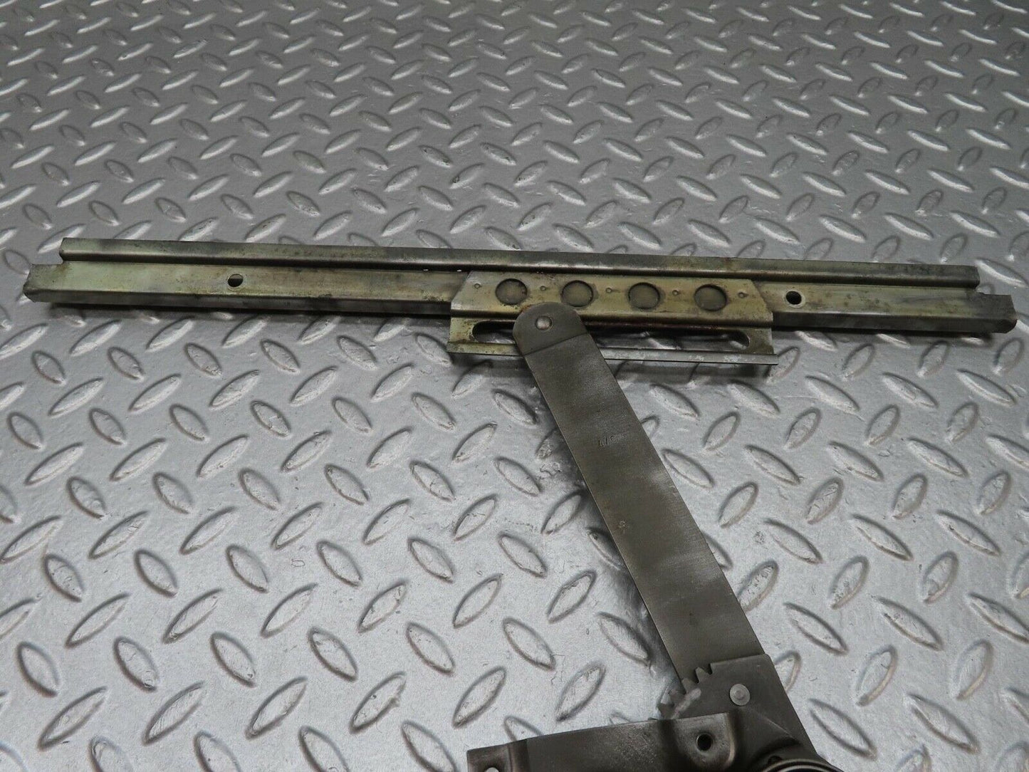 12858 Mercedes-Benz W111 220SE Rear Right Manual Window Regulator