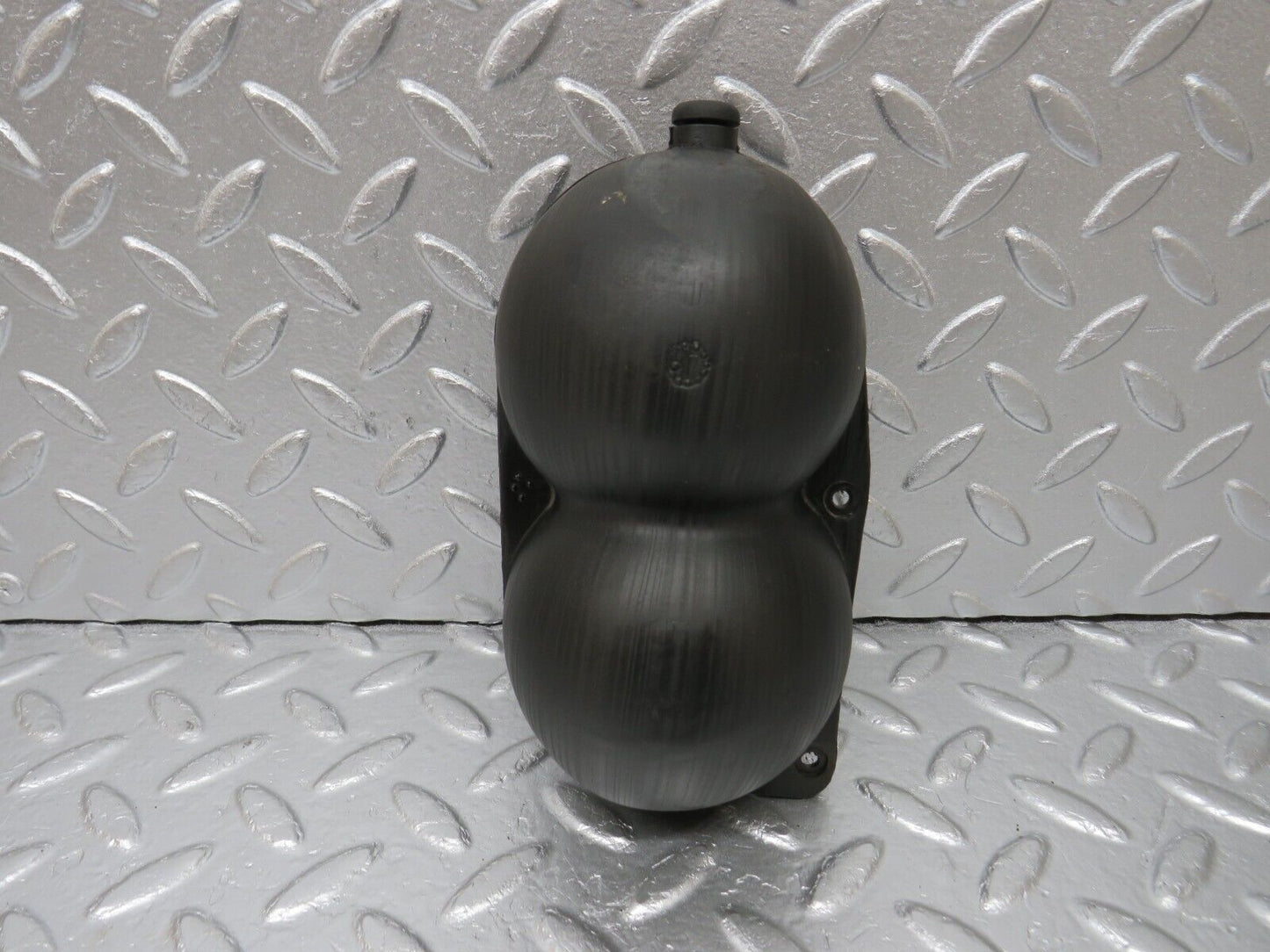 33990 Mercedes-Benz W124 260E Vacuum Reservoir Tank