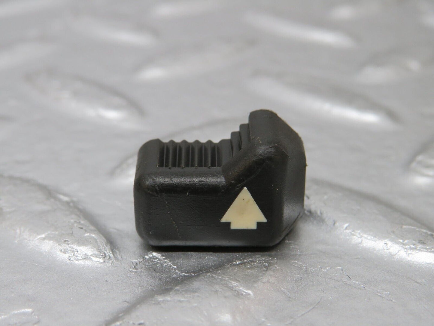 25567 Mercedes-Benz W123 200 Heater Control Knob Set
