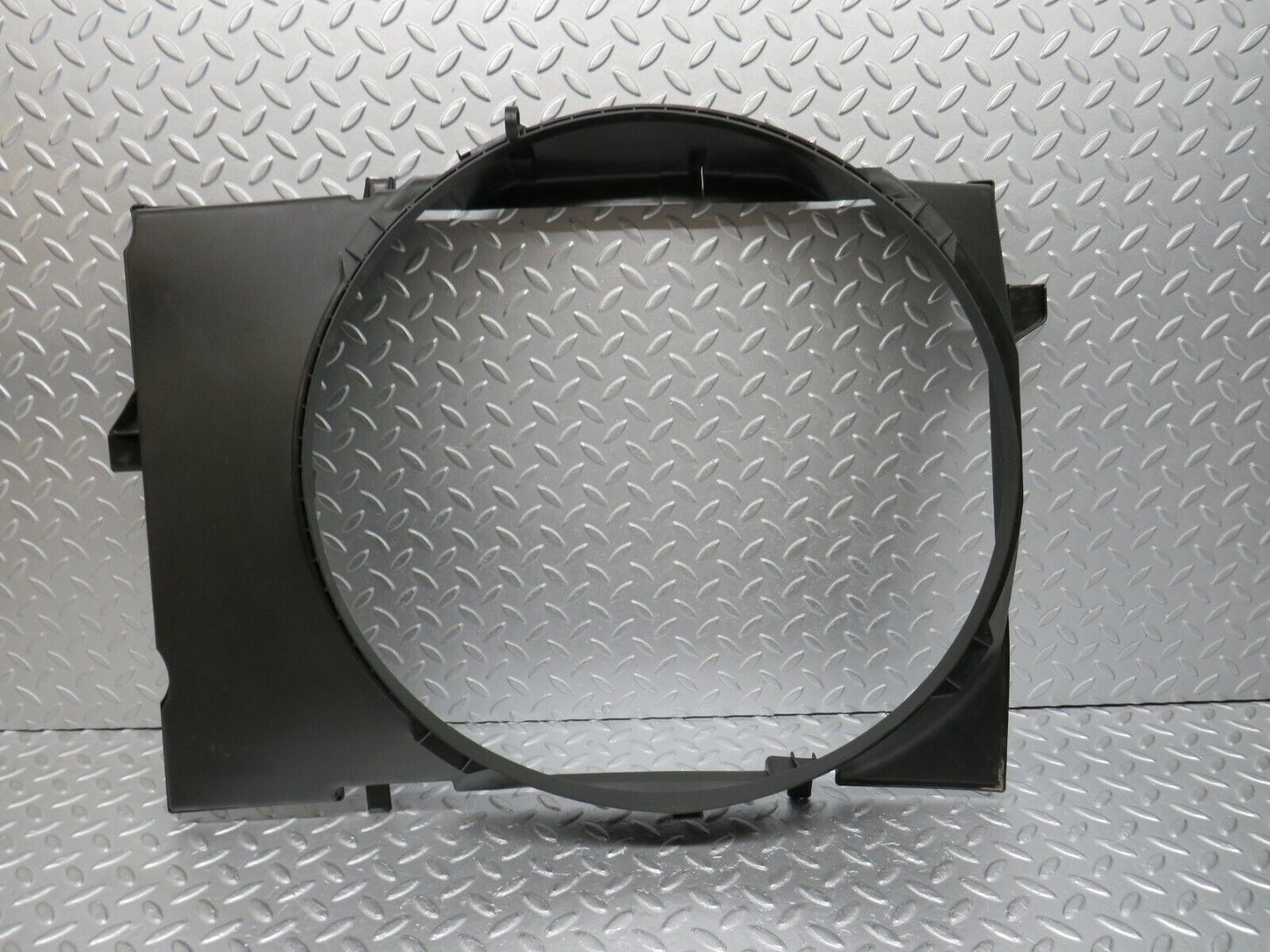 39412 Mercedes-Benz R129 320SL Coupe Radiator Fan Shroud Cover 1295051155 1295000655