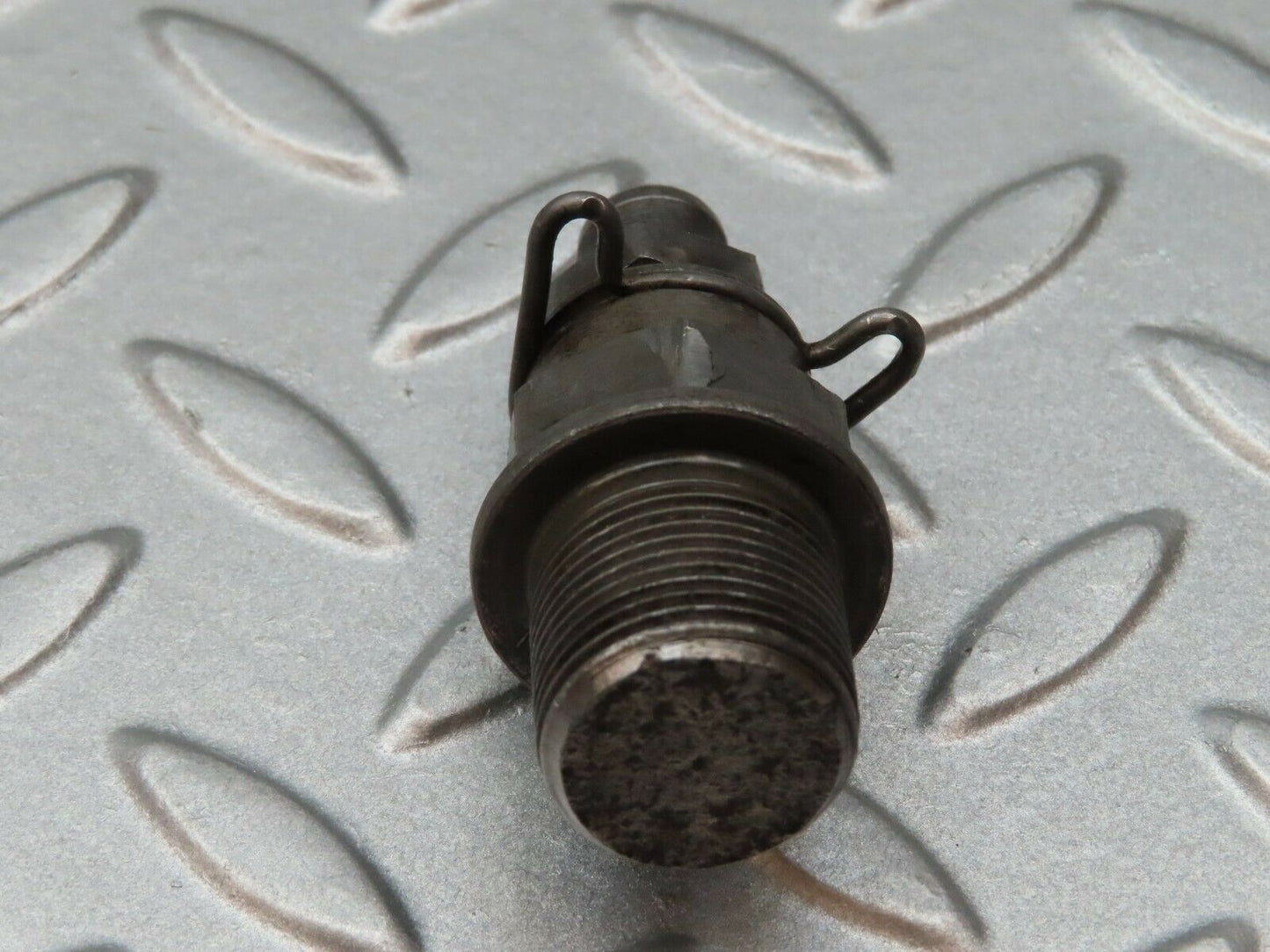 3543 Mercedes-Benz W108 280SE Ball Studs For Rocker Arm Mounting (Timing)