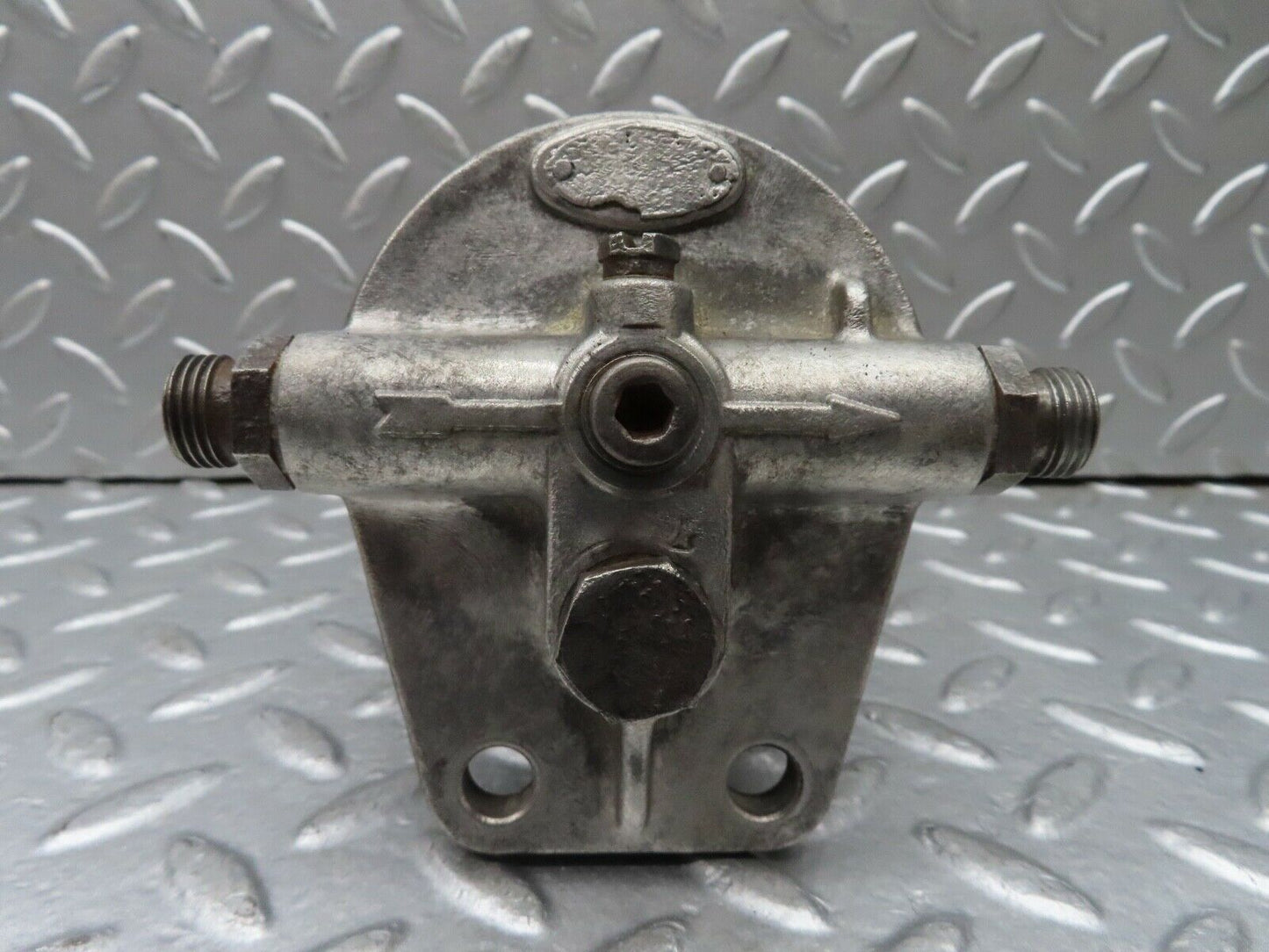 18289 Mercedes-Benz W111 220SE Coupe Fuel Filter Housing
