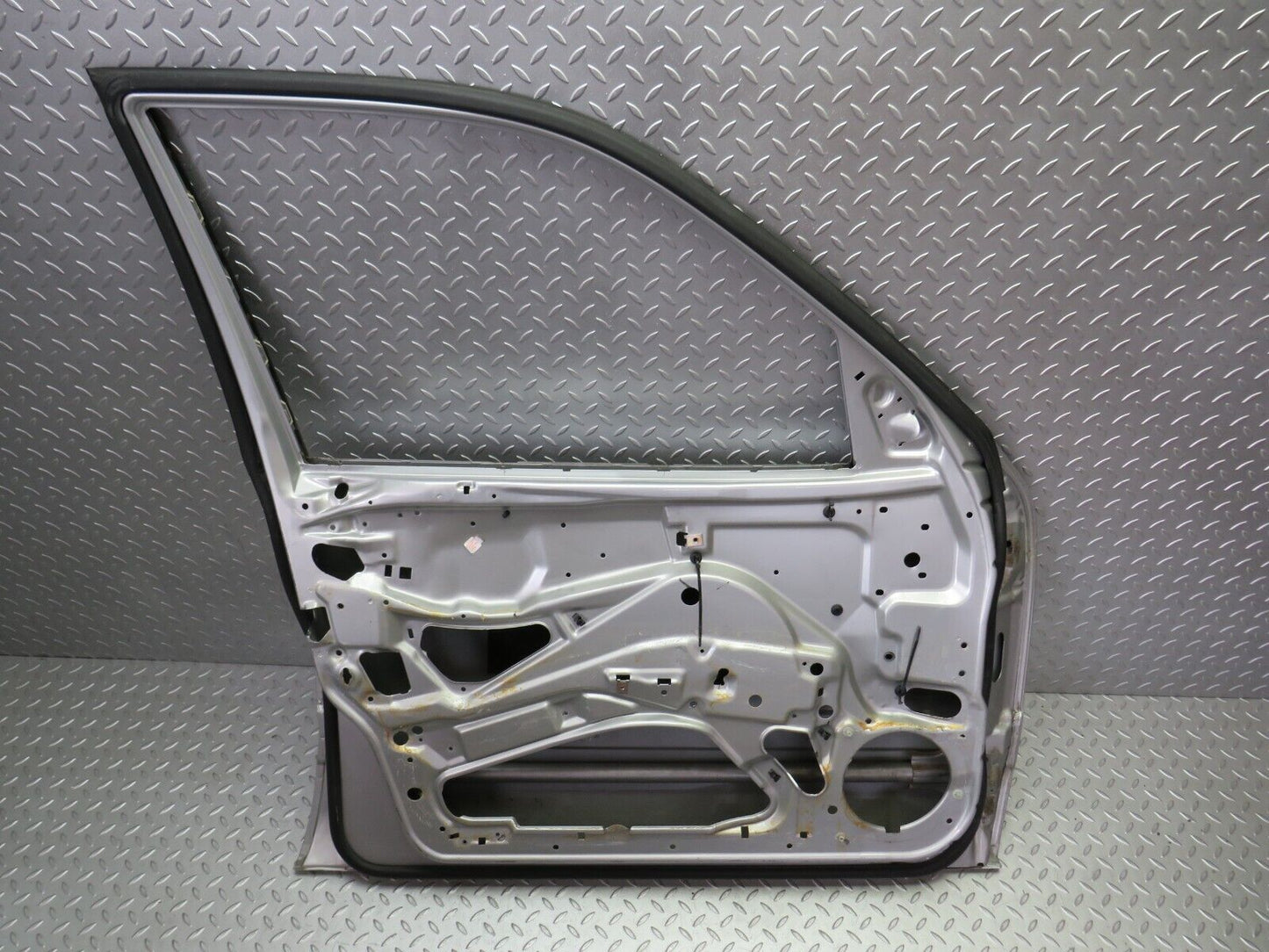 34726 Mercedes-Benz W210 320E Front Left Door