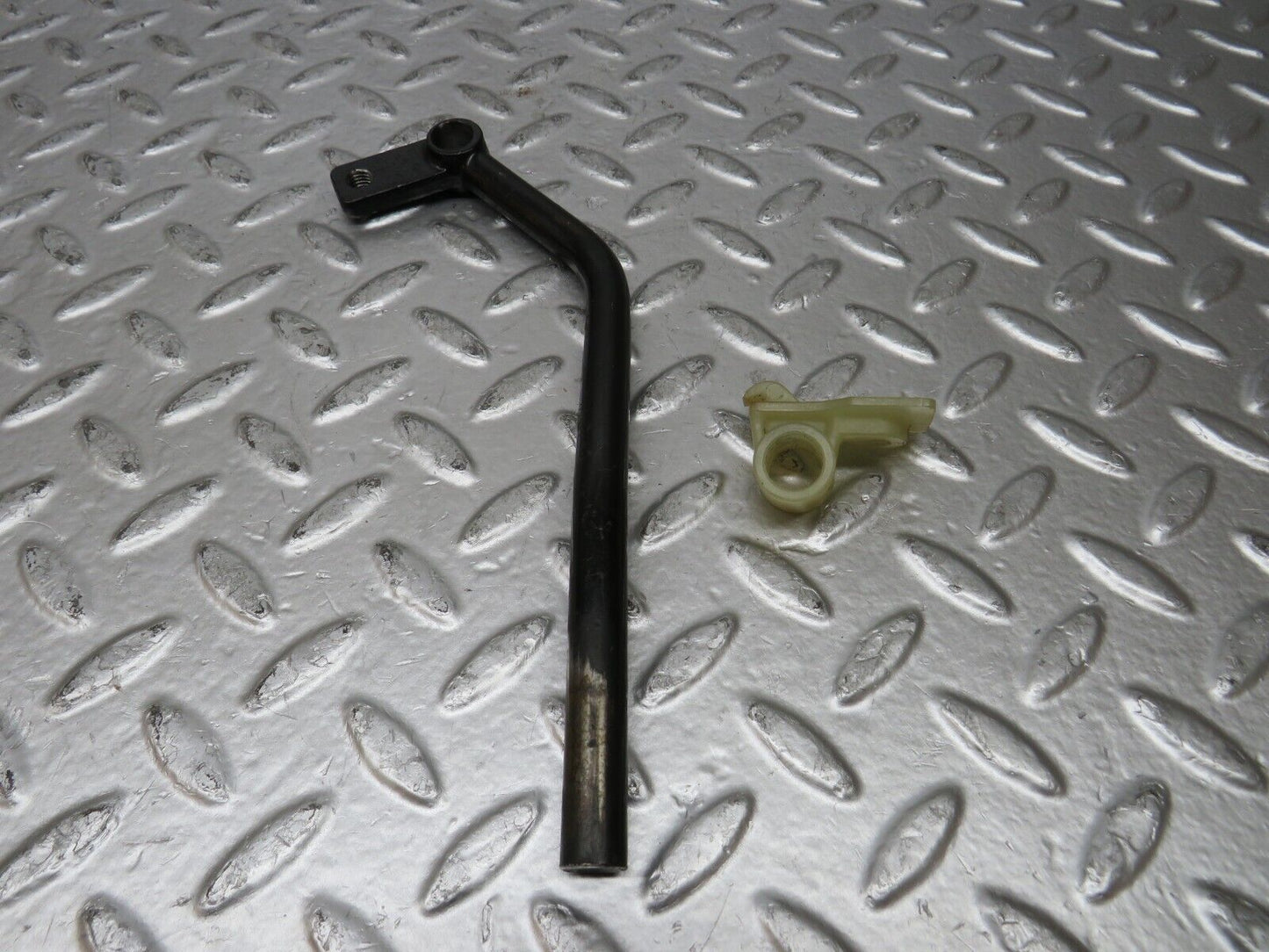 26369 Mercedes-Benz W116 450SE Accelerator Pedal Linkage