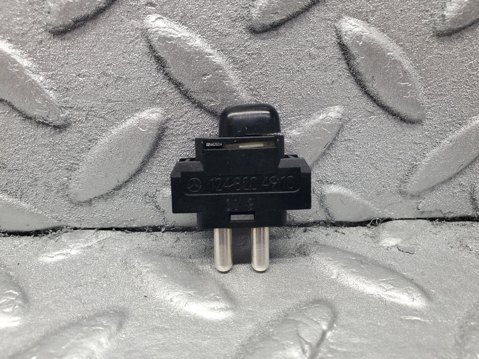 W201 Baby Benz child lock control switch used OEM