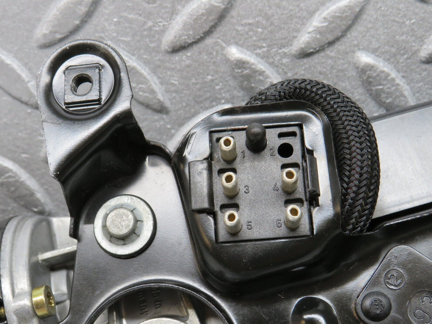 38763 Mercedes-Benz W201 190E 2.6L Sunroof Motor Webasto With Relay 2017800107 1248210047