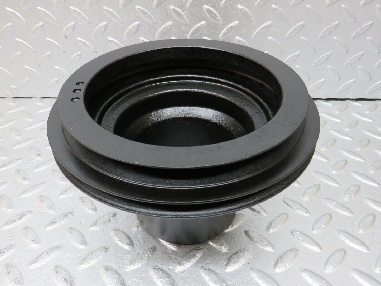 34597 Mercedes-Benz C126 380SEC Coupe Crankshaft Pulley