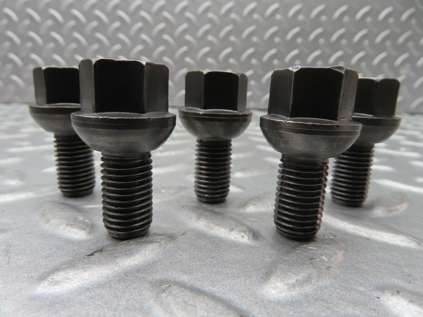 20536 Mercedes-Benz 5x Alloy Wheel Lug Bolt M12x1.5