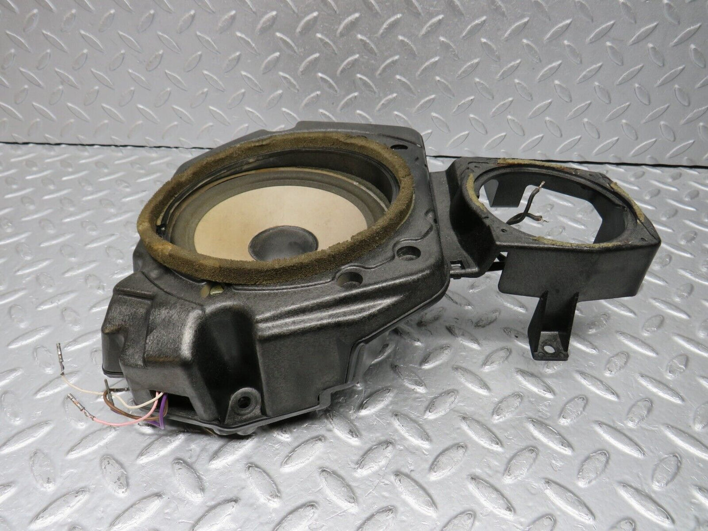 38444 Mercedes-Benz R129 280SL Coupe Right Door Speaker 1298201002