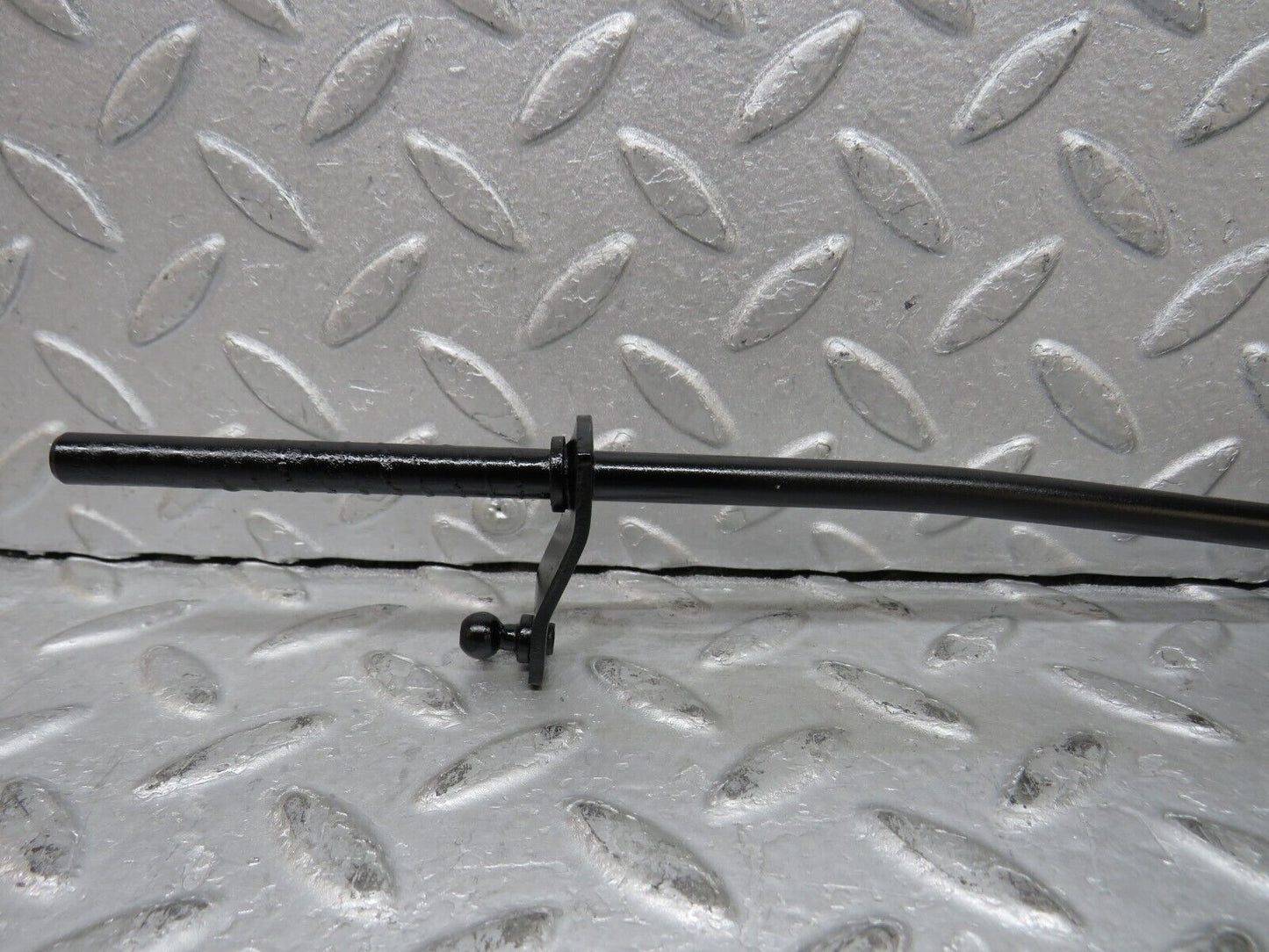 37662 Mercedes-Benz W109 300SEL Throttle Linkage