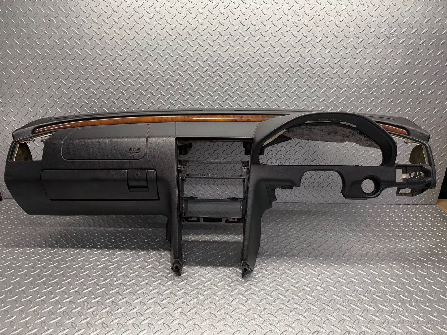 W202 dashboard black used OEM