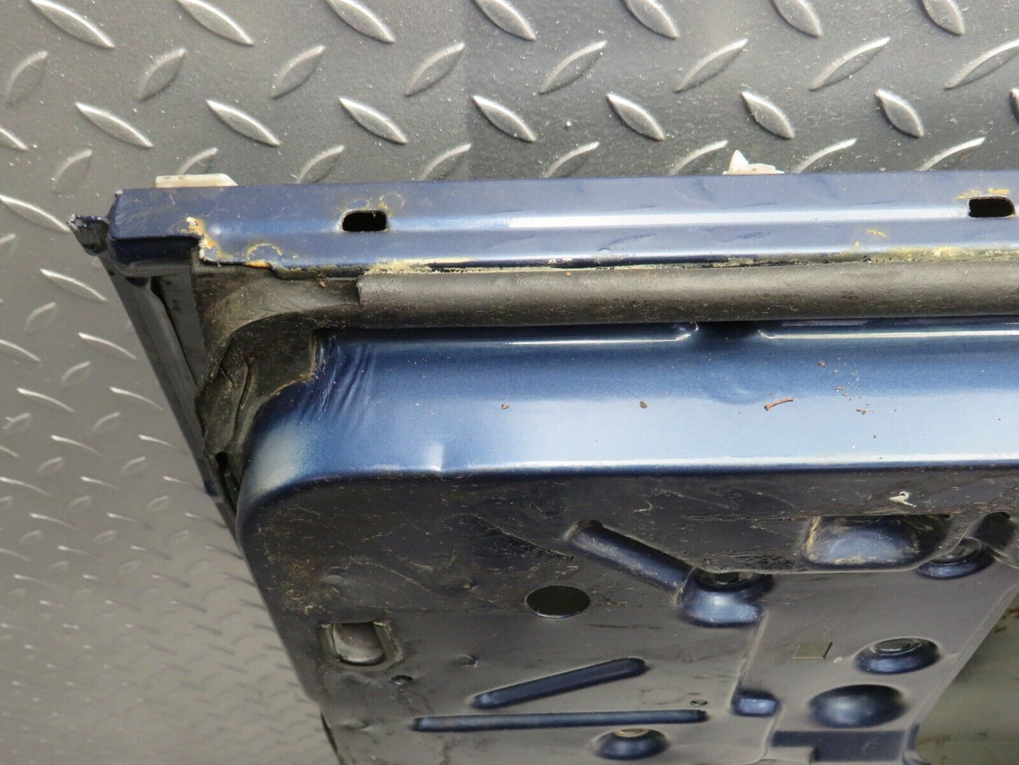 31413 Mercedes-Benz S124 220TE Wagon Rear Left Door