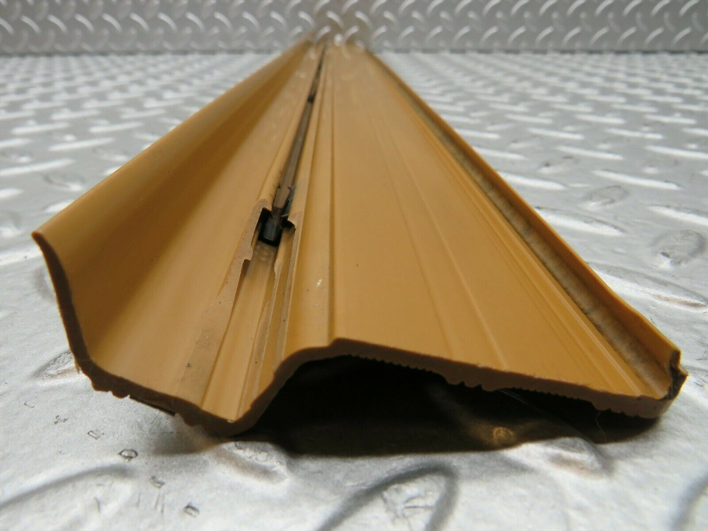 22049 Mercedes-Benz S123 280TE Wagon Front Left Door Sill Trim