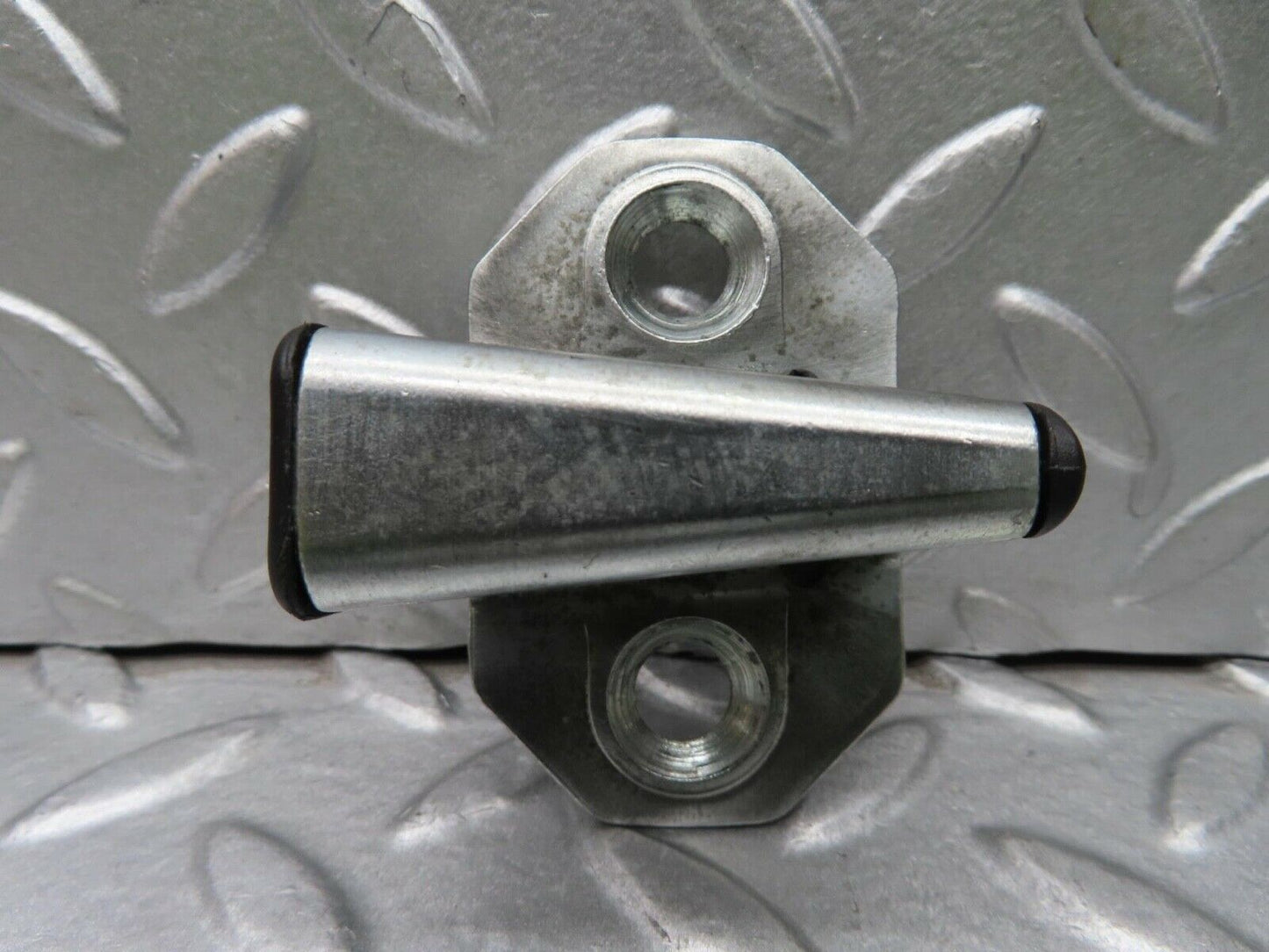 14882 Mercedes-Benz W140 S320 Door Lock Latch Right Side