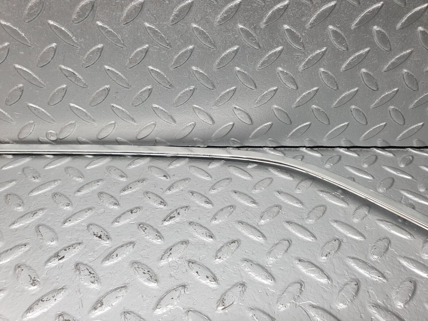 40772 Mercedes-Benz W123 300D Rear Left Door Window Chrome Frame