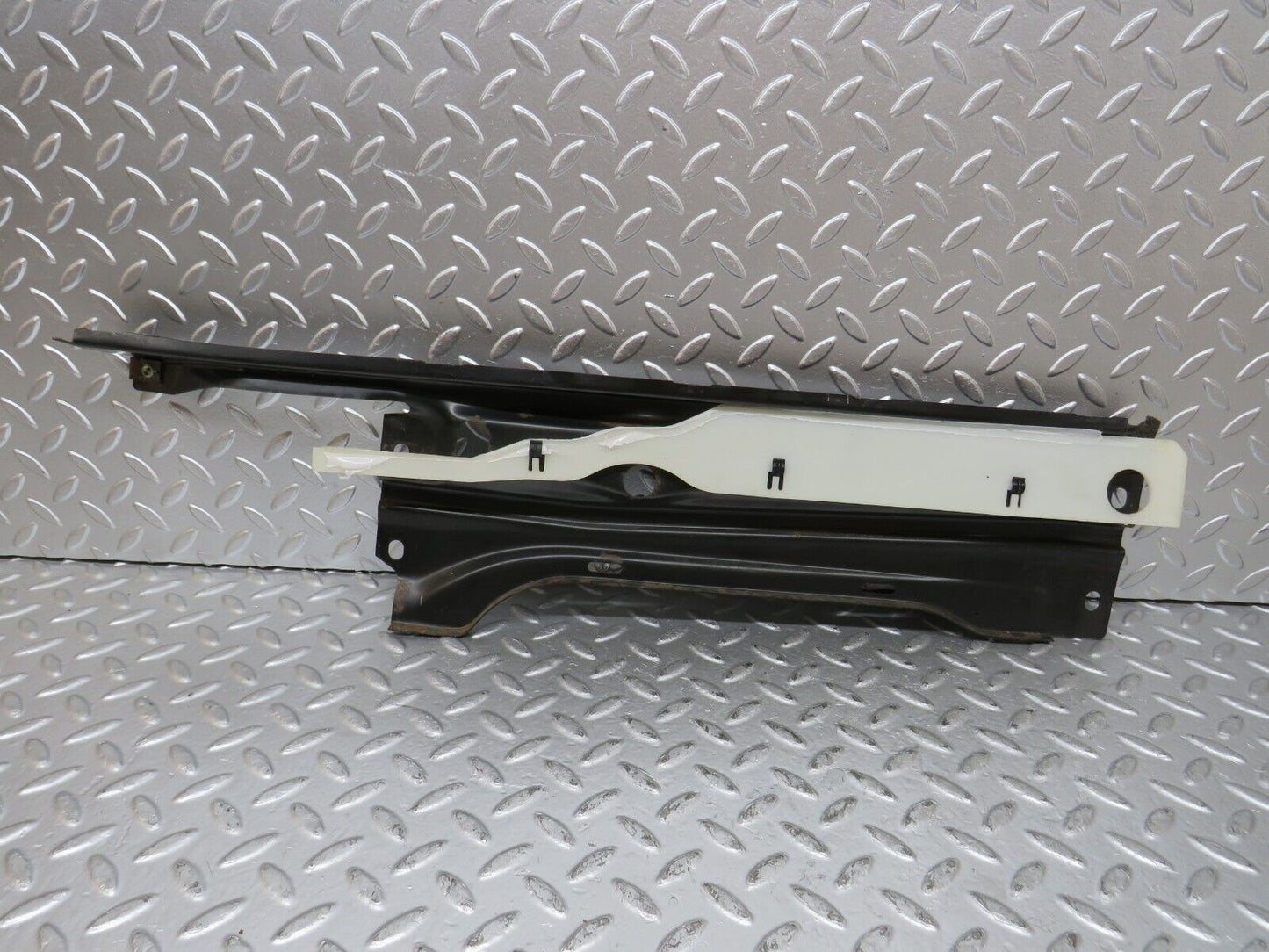 26459 Mercedes-Benz C124 220CE Rear Window Channel Support Left Side