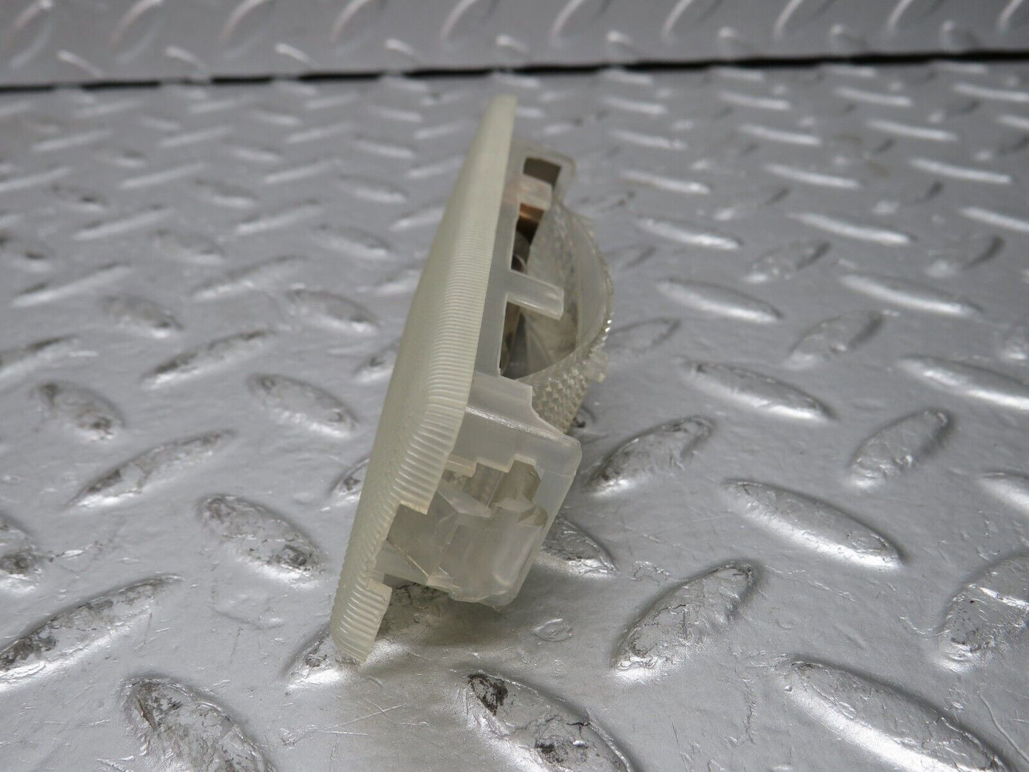 32040 Mercedes-Benz W123 230E Rear Interior Dome Light 2018200001