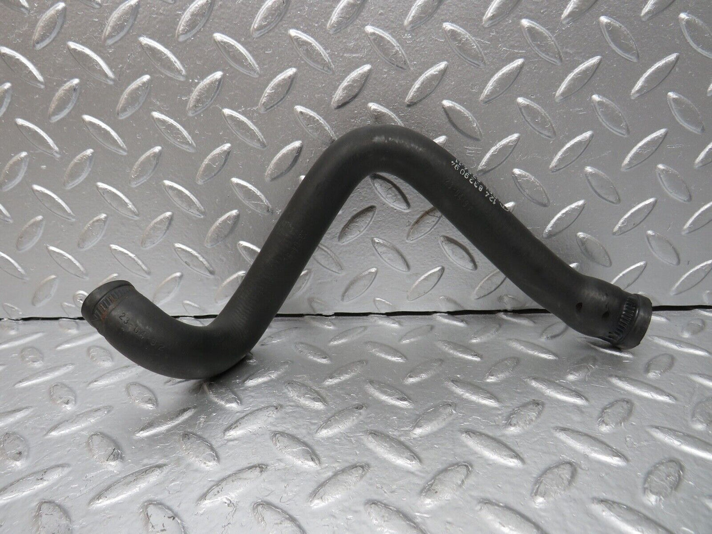 30494 Mercedes-Benz W124 230E Water Hose Pipe 1248329094