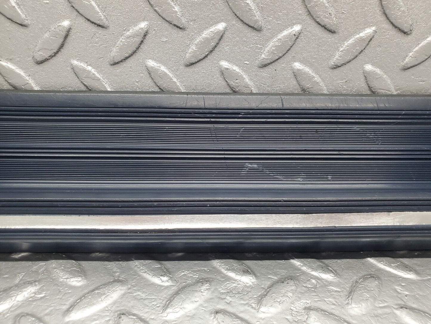 46006 Mercedes-Benz V123 240D LWB Front Door Sill Trim Blue