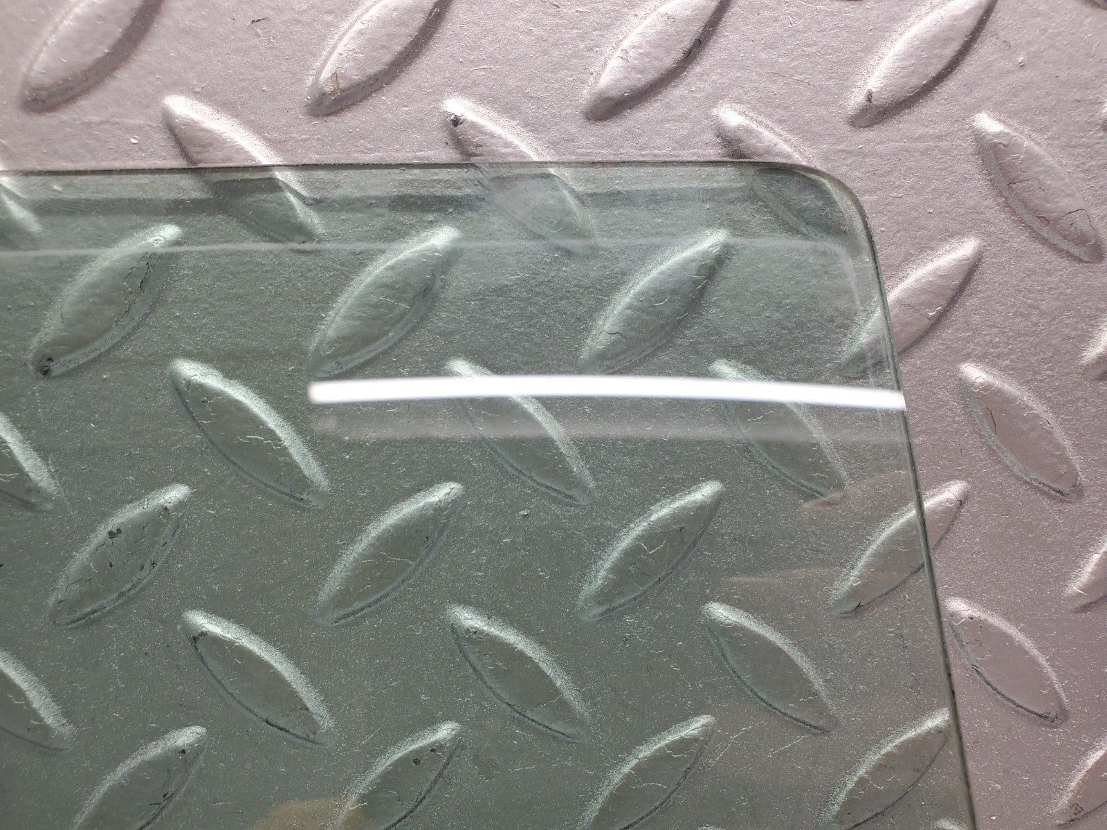 W124 Wagon rear right door quarter window glass used OEM