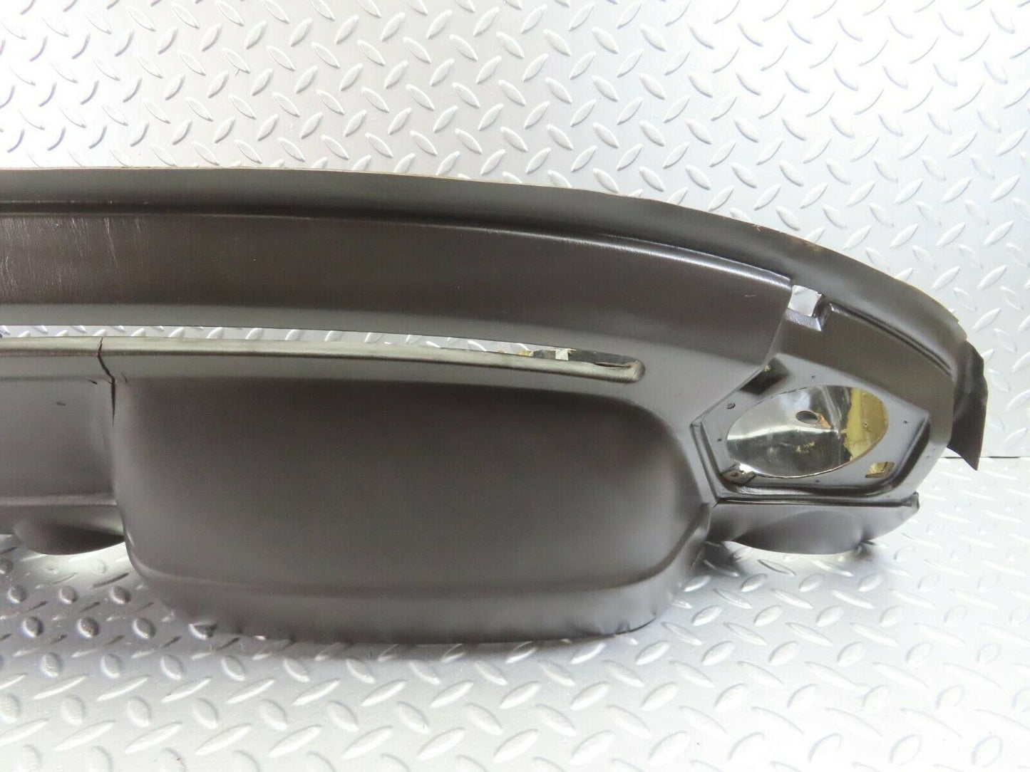 10002 Mercedes-Benz C123 230CE Coupe Dashboard Black / Brown