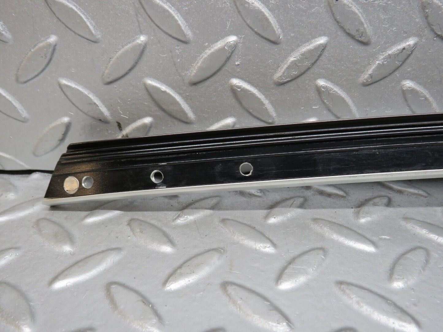39657 Mercedes-Benz R129 320SL Coupe A Pillar Chrome Trim Cover Left Side