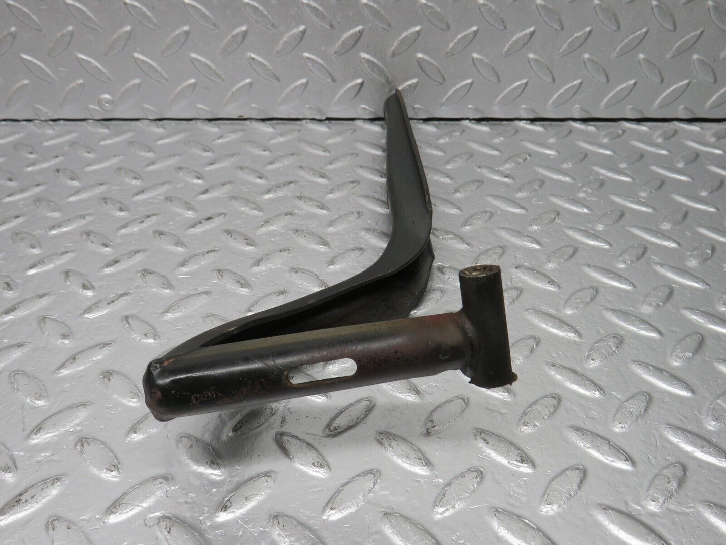 39911 Mercedes-Benz R107 350SL Soft Top Lid Hinge Right