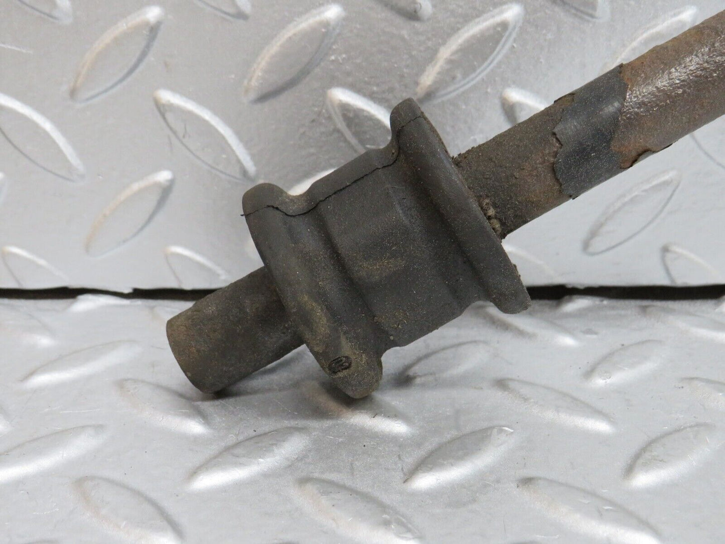 39027 Mercedes-Benz W201 190E Rear Anti Roll Bar